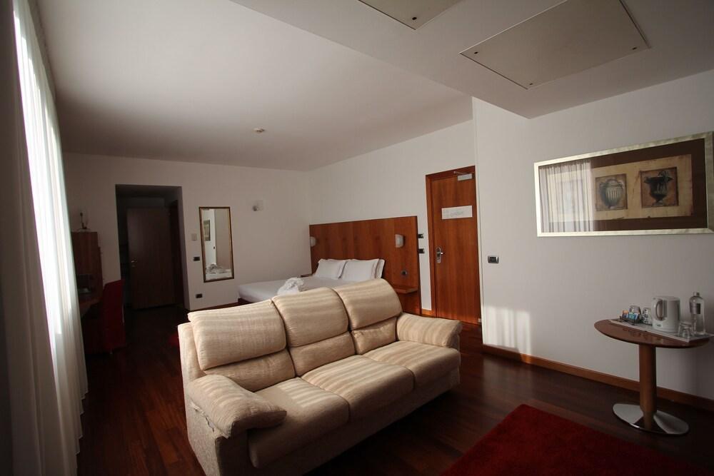Vicenza Tiepolo Hotel Eksteriør bilde